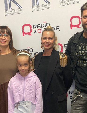 Krzysztof i Rafał Pitula z rodzinami. Fot. Edgar Wojtasiak