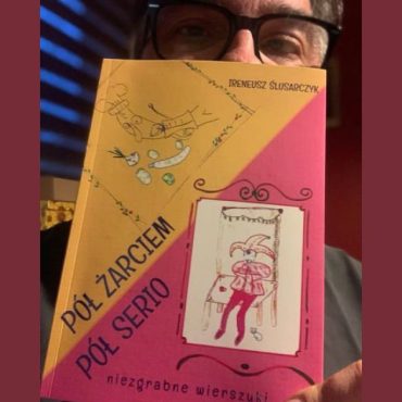 Ireneusz Ślusarczyk z tomikiem